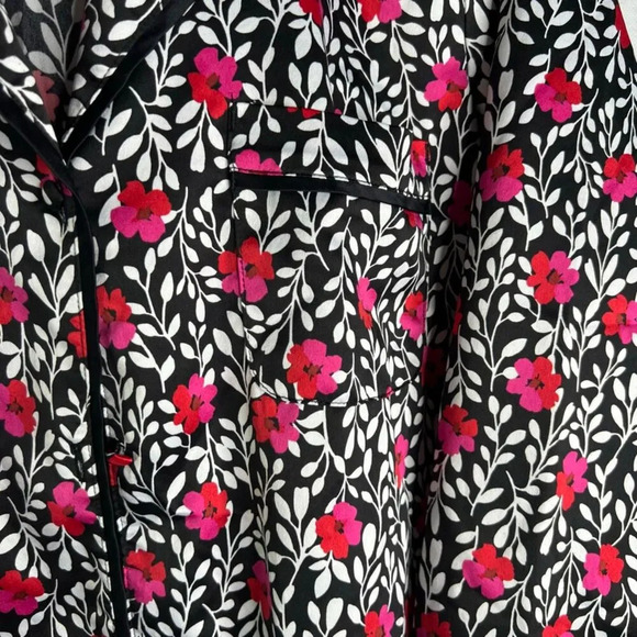 Kate Spade NY Black Red Poppy Floral Button Front Sleep Pajama Top Size Medium - Picture 5 of 9